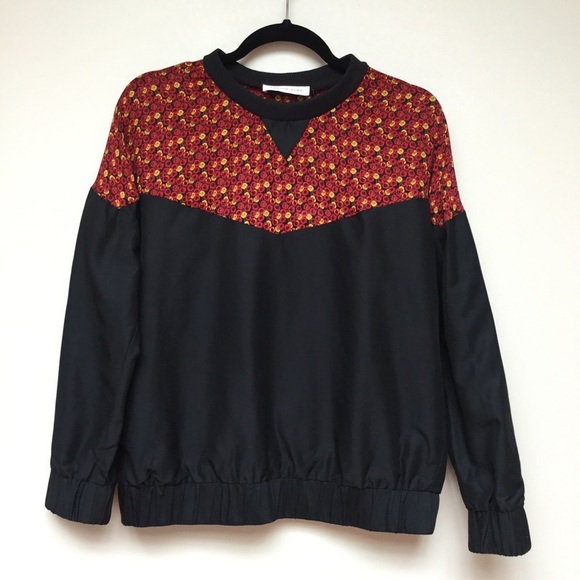 Amour Vert Black and Red Flower Field Long Sleeve Top - Picture 1 of 4